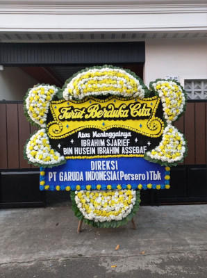 Papan Bunga Duka di Drono